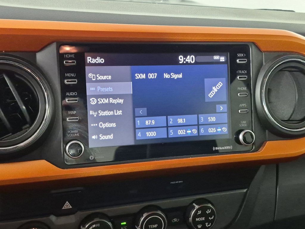 Used 2020 Toyota Tacoma TRD Sport AWD/4WD image 24