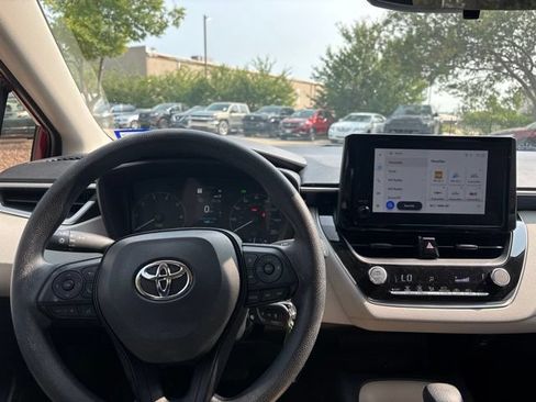 Certified 2025 Toyota Corolla LE FWD image 10