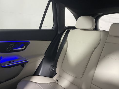 New 2026 Mercedes-Benz GLC 300 image 13