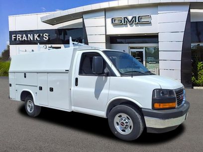 New 2024 GMC Savana 3500 w/ Power Convenience Package