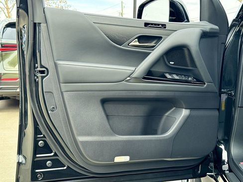 New 2026 Lexus LX 700h Luxury image 12