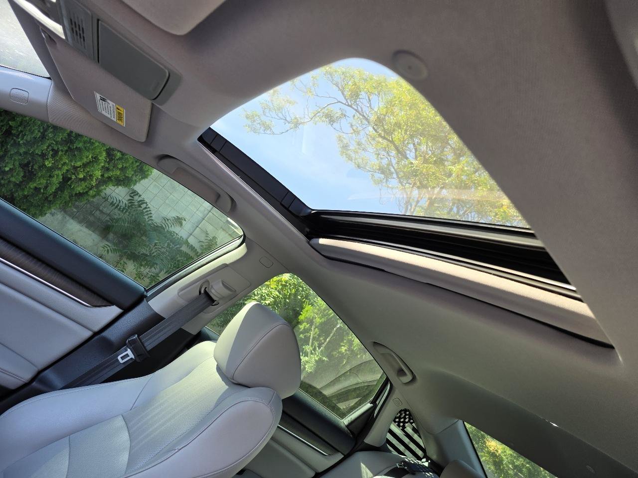 Used 2020 Honda Accord EX-L image 11