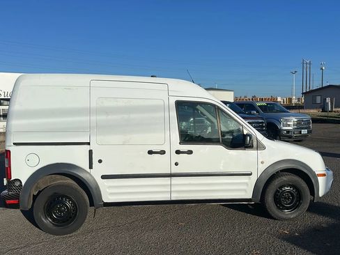 Used 2012 Ford Transit Connect XLT FWD image 2