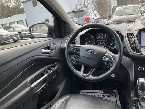 Used 2018 Ford Escape SEL image 15