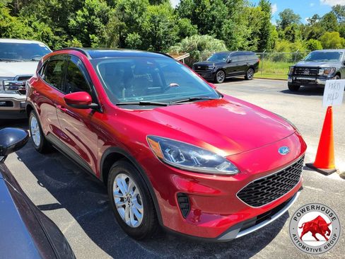 Certified 2020 Ford Escape SE FWD image 8