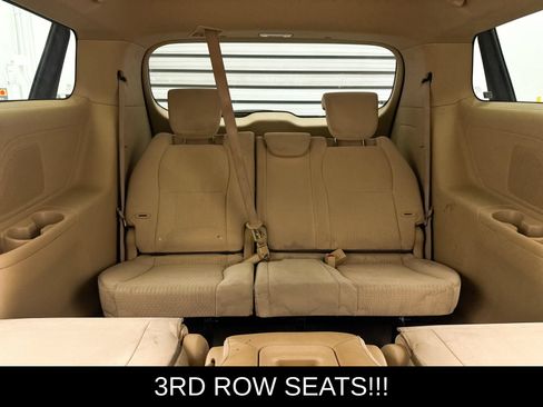 Used 2017 Kia Sedona LX FWD image 8