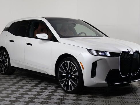 Used 2026 BMW iX xDrive60 w/ M Sport Package image 3