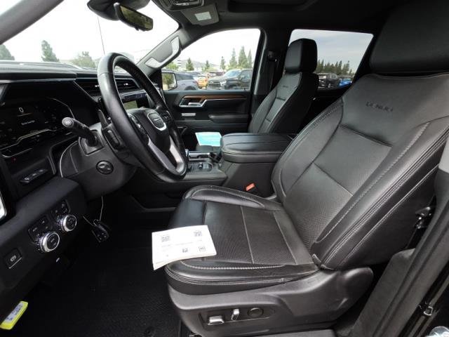 Used 2023 GMC Sierra 1500 Denali w/ Denali Reserve Package AWD/4WD image 4