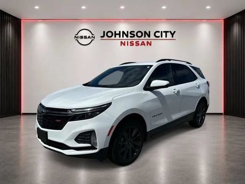 Used 2022 Chevrolet Equinox RS w/ Infotainment Package AWD/4WD image 9