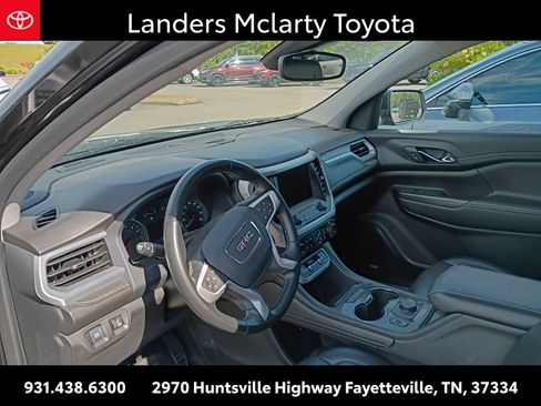 Used 2023 GMC Acadia SLT AWD/4WD image 6