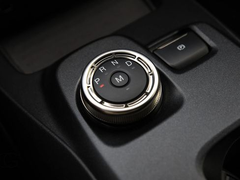 Used 2021 Ford Mustang Shelby GT500 w/ Technology Package image 45