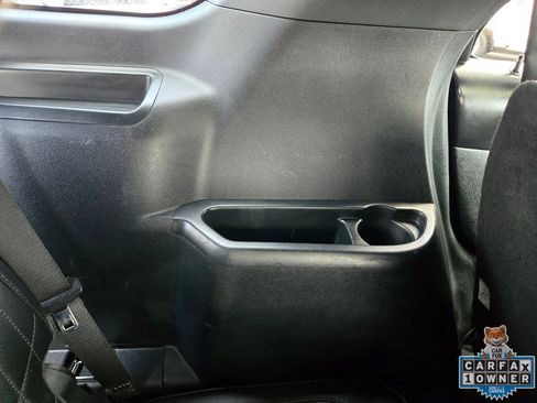 Used 2018 Ford Explorer Platinum AWD/4WD image 44