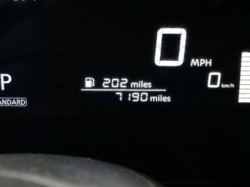 Used 2025 Nissan Kicks S image 24