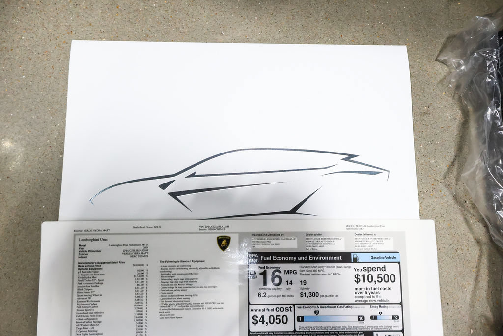 Used 2024 Lamborghini Urus Performante AWD/4WD image 79