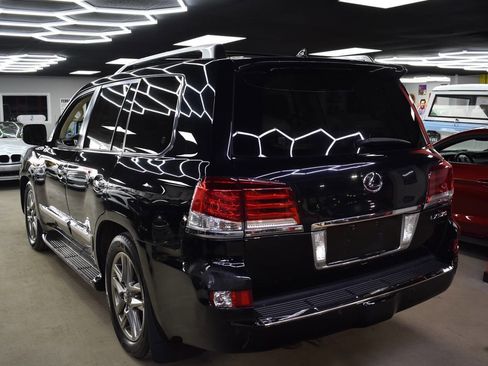 Used 2015 Lexus LX 570 Base AWD 4dr SUV image 3