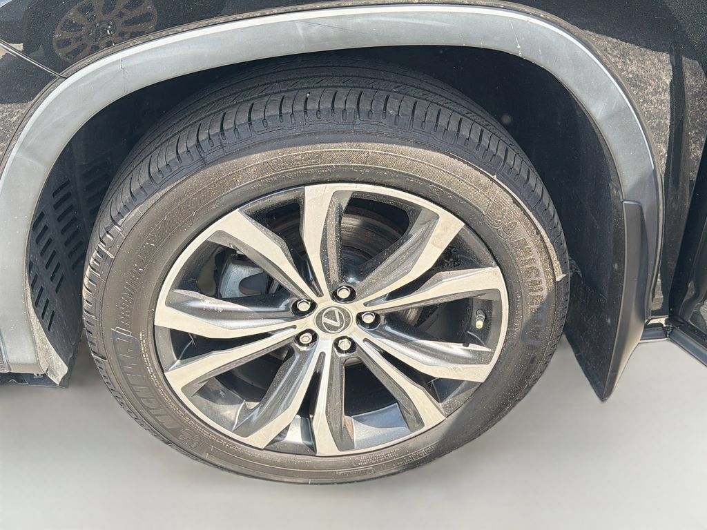 Used 2022 Lexus RX 350L Premium w/ Premium Package AWD/4WD image 38