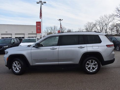 Used 2023 Jeep Grand Cherokee L Limited image 3
