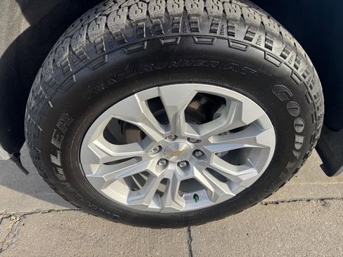 Used 2022 Chevrolet Silverado 1500 LTZ image 5