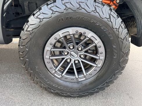 Used 2019 Ford F150 Raptor w/ Equipment Group 802A Luxury image 14