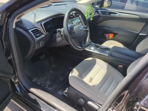 Used 2019 Ford Fusion S FWD image 5