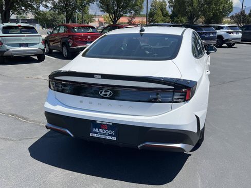 Certified 2026 Hyundai Sonata SE FWD image 8