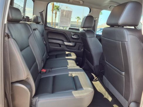 Used 2018 GMC Sierra 1500 SLT w/ All Terrain Package AWD/4WD image 21