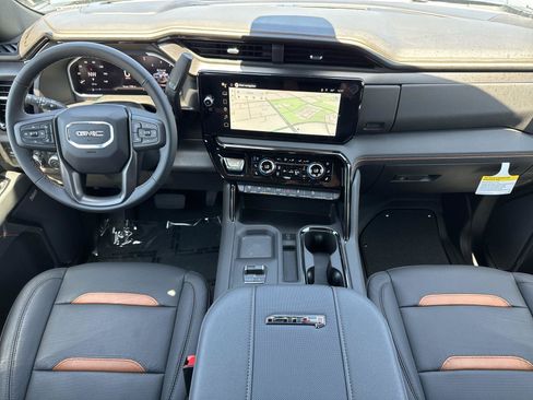 New 2026 GMC Sierra 2500 AT4 w/ AT4 Premium Plus Package AWD/4WD image 7
