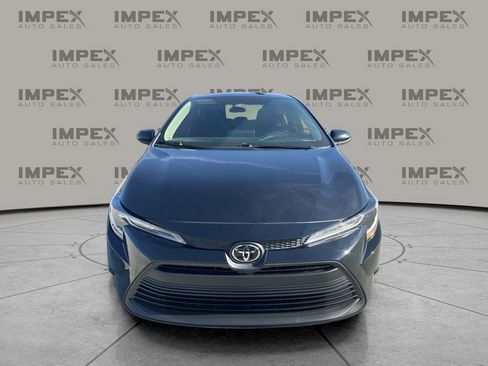 Used 2023 Toyota Corolla LE image 8