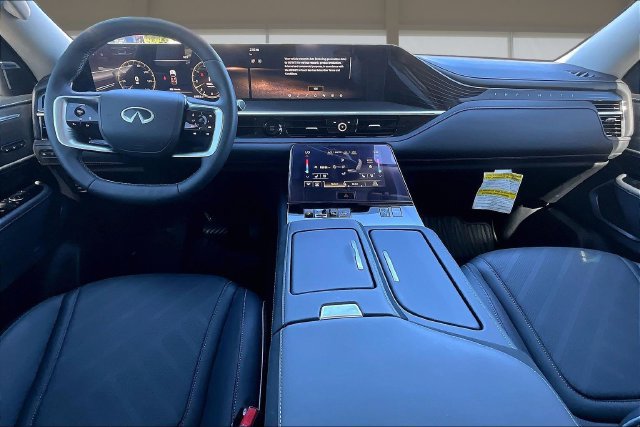 Used 2026 INFINITI QX80 Luxe RWD image 15