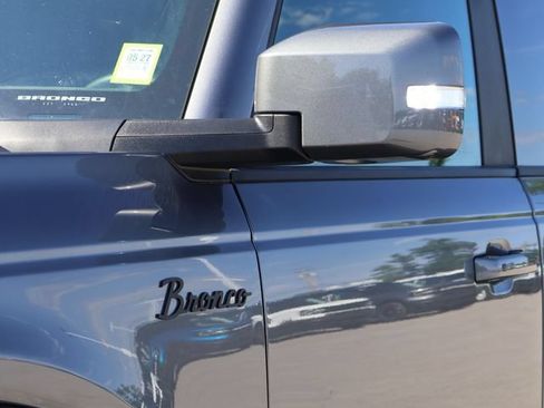 Used 2023 Ford Bronco Outer Banks w/ Sasquatch Package AWD/4WD image 12