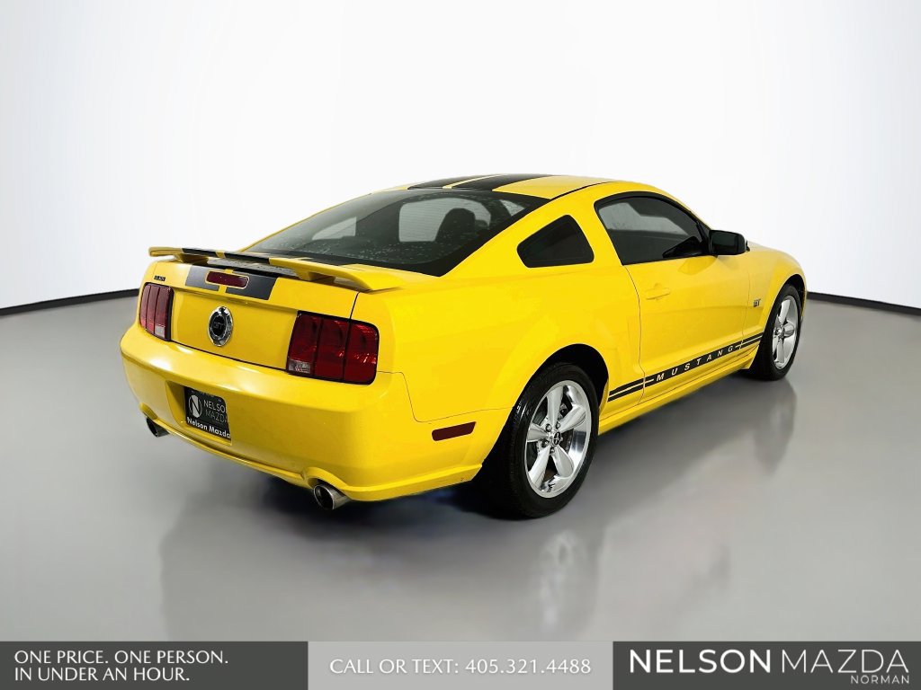 Used 2006 Ford Mustang GT RWD image 6