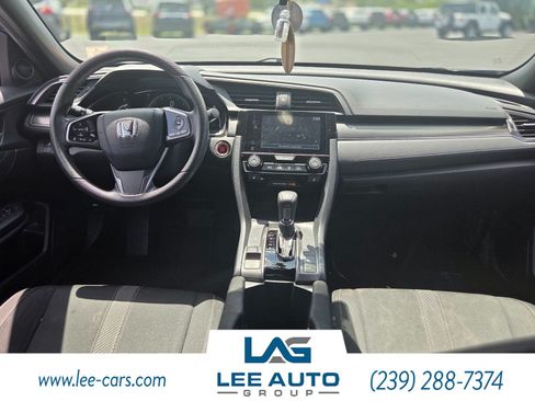 Used 2018 Honda Civic EX image 2