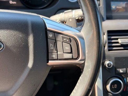 Used 2016 Land Rover Discovery Sport HSE Luxury AWD/4WD image 27