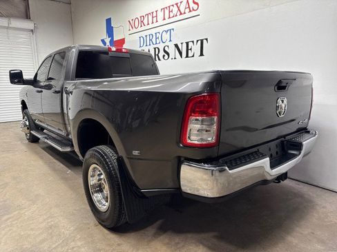 Used 2024 RAM 3500 Tradesman w/ Chrome Appearance Group image 9