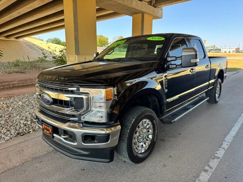 Used 2020 Ford F250 XLT w/ XLT Premium Package AWD/4WD image 7