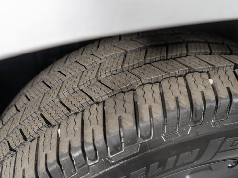 Used 2018 Chevrolet Tahoe Premier image 27