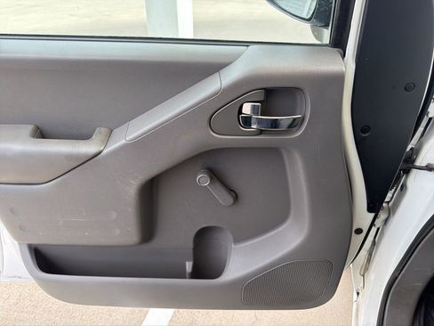 Used 2016 Nissan Frontier S w/ S Preferred Package image 18