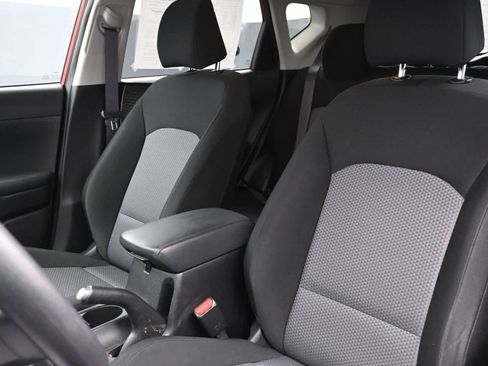 Used 2022 Kia Soul LX w/ Technology Package FWD image 31