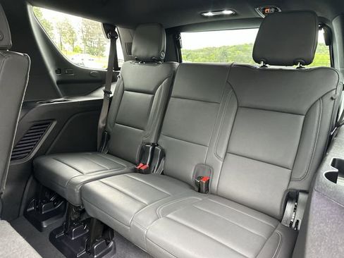 Used 2025 Chevrolet Tahoe LT AWD/4WD image 27