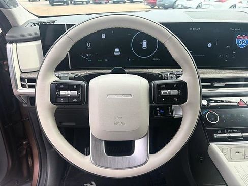 Used 2025 Hyundai Santa Fe Calligraphy FWD image 23