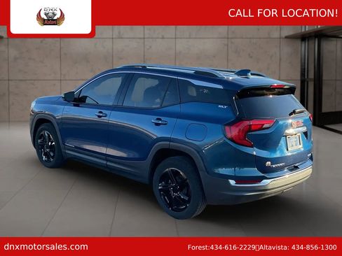 Used 2020 GMC Terrain SLT image 3