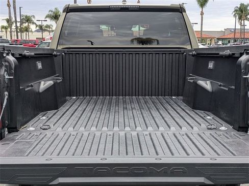 Used 2024 Toyota Tacoma TRD Off-Road image 18