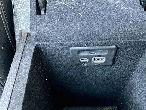 Used 2024 Cadillac XT6 Luxury w/ LPO, Floor Liner Package image 28