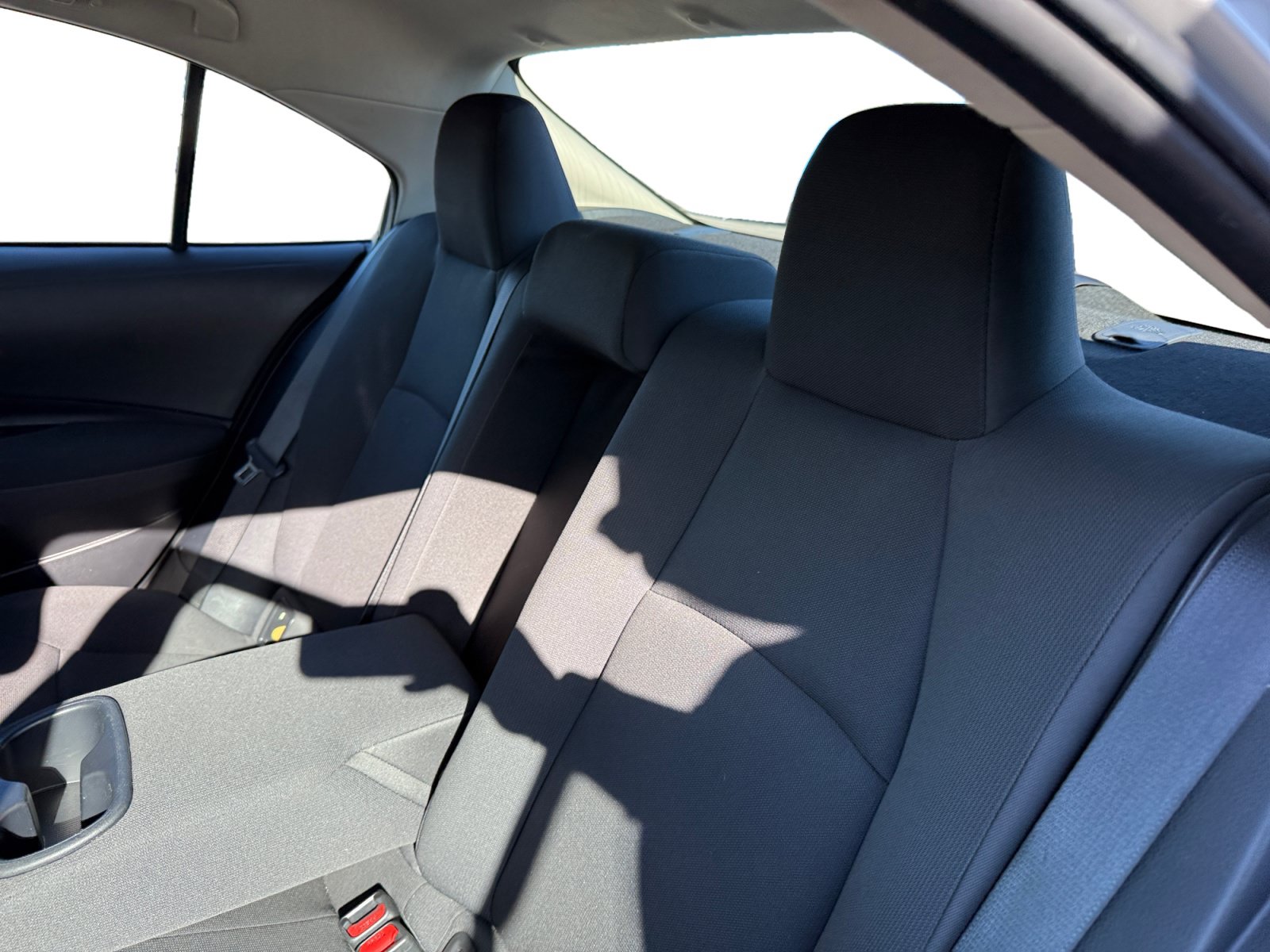 Used 2022 Toyota Corolla LE FWD image 16