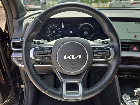 Certified 2023 Kia Sportage SX image 30