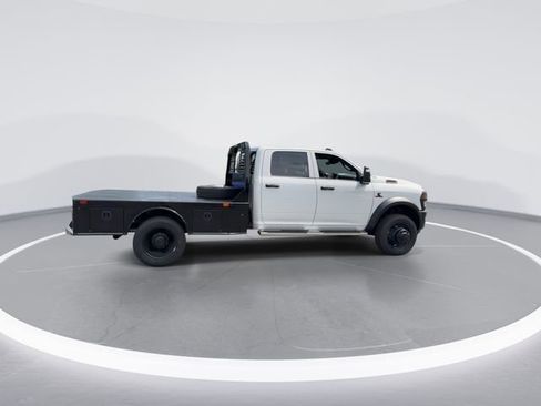 New 2026 RAM 5500 Tradesman AWD/4WD image 9