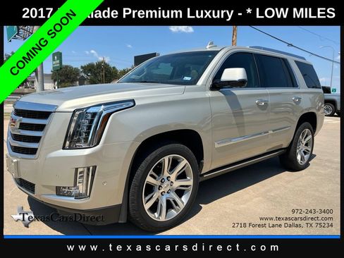 Used 2017 Cadillac Escalade Premium Luxury AWD/4WD image 1