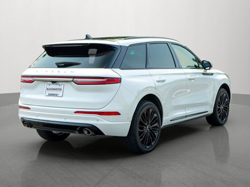 Used 2023 Lincoln Corsair Reserve w/ Equipment Group 202A AWD/4WD image 7