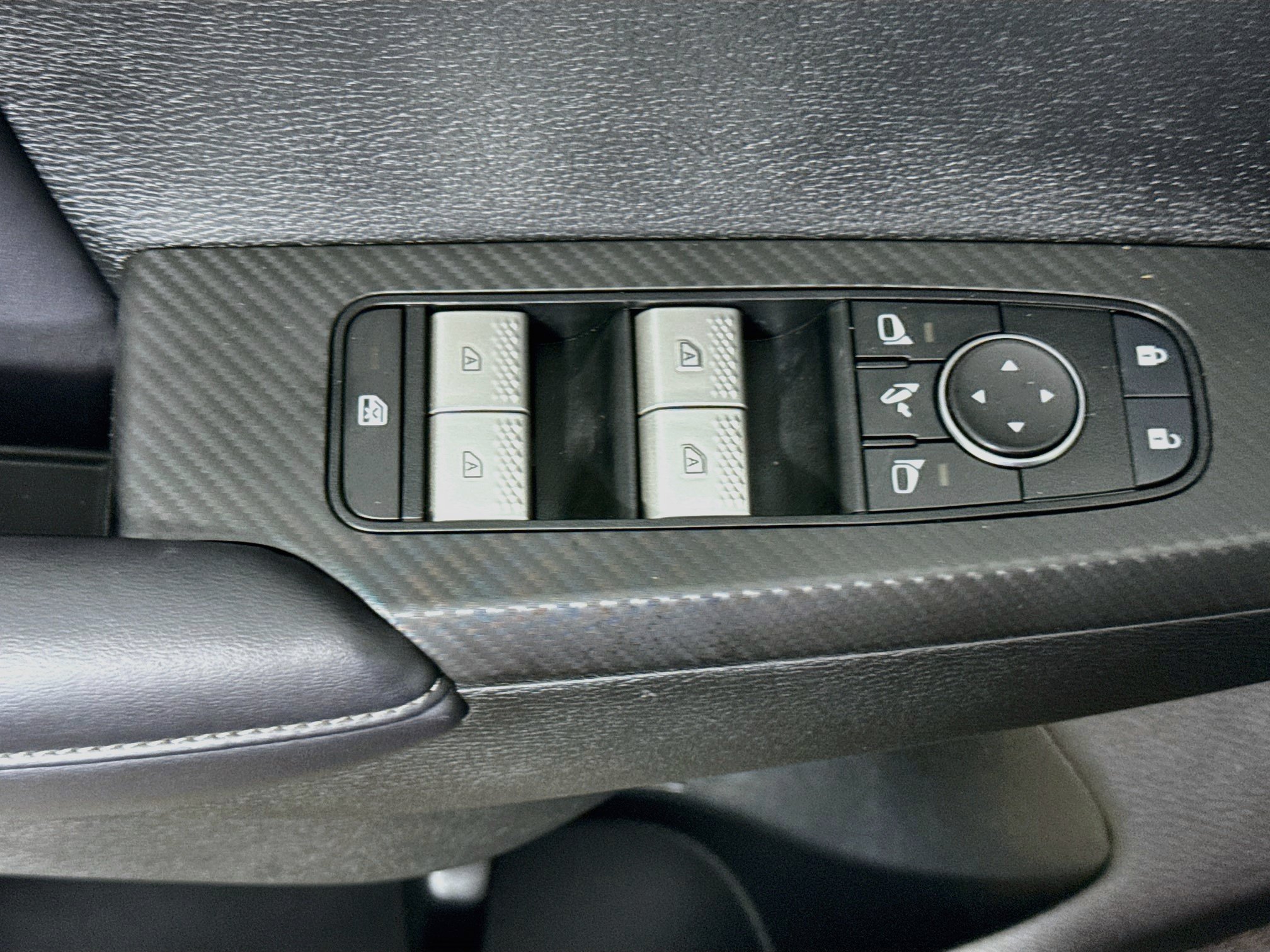 Used 2023 Mitsubishi Outlander SE AWD/4WD image 18