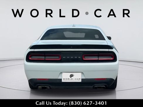 Used 2018 Dodge Challenger R/T Scat Pack w/ Dynamics Package RWD image 8
